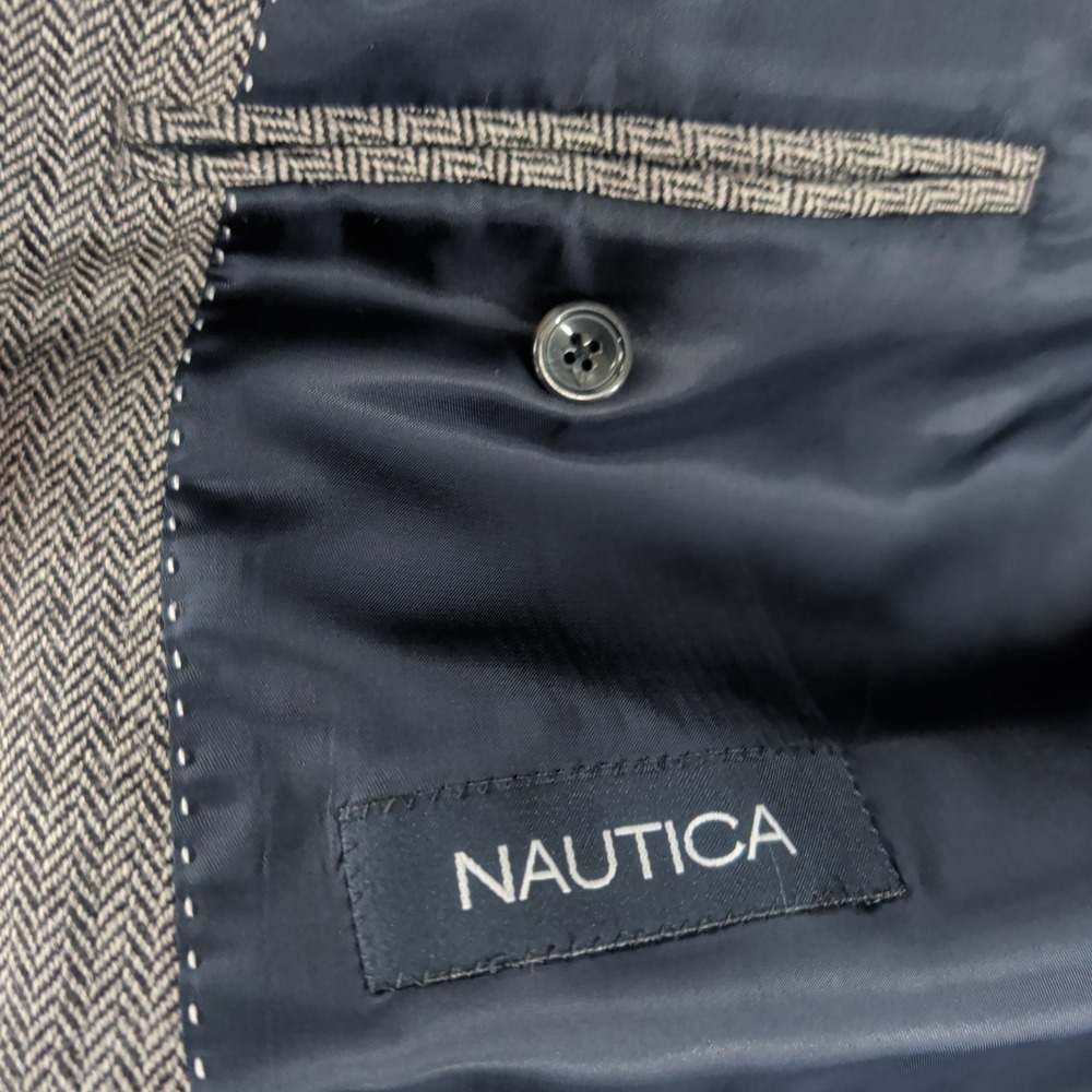 Nautica Notched Lapel 2-Button Front Wool Sport Coat Blazer Gray Herringbone 44L - Picture 5 of 9